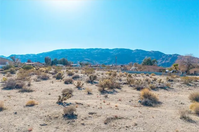 $60,000 | 127 Kellogg, Pomona, CA 91768