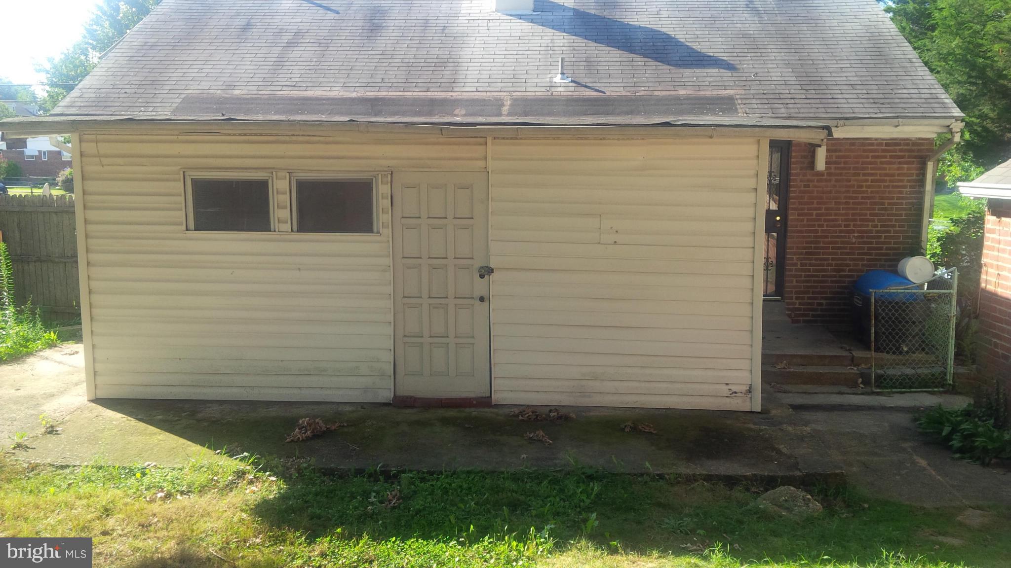 8035 New Riggs Road Hyattsville, MD 20783 - Photo 12 of 14 Exterior (Rear)