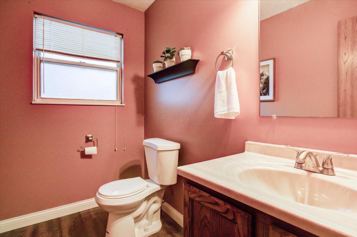 8295 Concord Road Johnstown, OH 43031 - Photo 13 of 44 Half Bath
