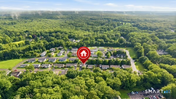 11 Cliff Road Ledyard, CT 06339 - Photo 4 of 36 Gallery Image 4