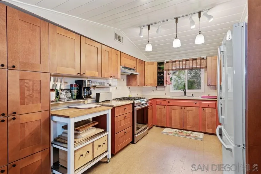 1601 Jewel Valley Road Boulevard, CA 91905 - Photo 8 of 24 Gallery Image 8