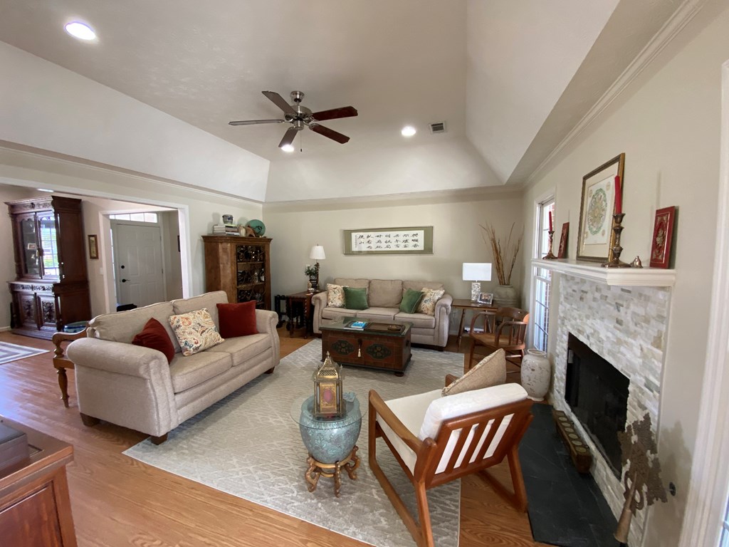 5010 Emerald Isle Court Columbus, GA 31909 - Photo 4 of 31