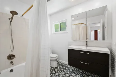 $2,199,000 | 3191 Bonn Drive, Laguna Beach, CA 92651