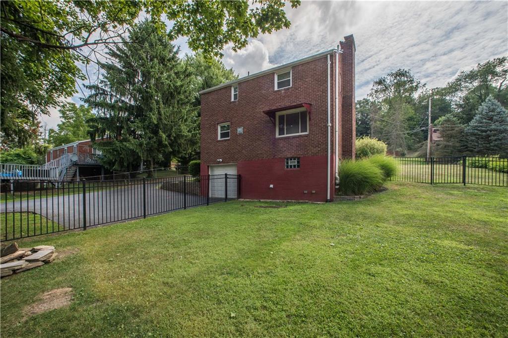 5668 Library Road Bethel Park, PA 15102 - Photo 22 of 25 Gallery Image 22