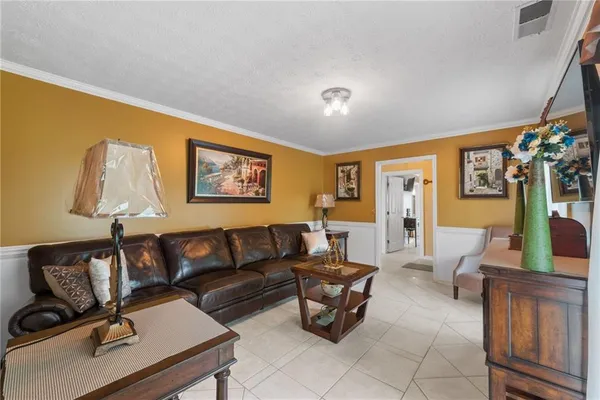 $5,800 | 1061 Highway 92, Fayetteville, GA 30214