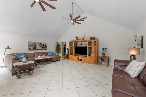 $5,800 | 1061 Highway 92, Fayetteville, GA 30214