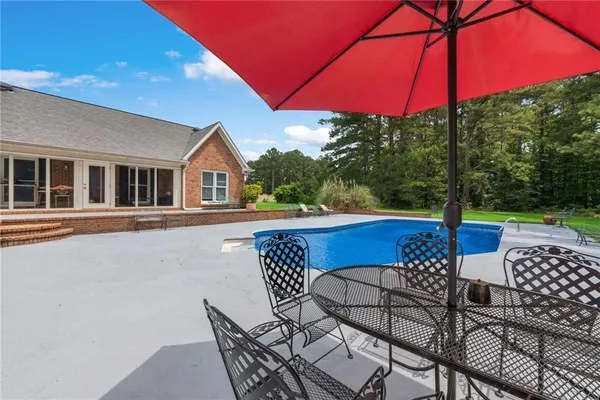 $5,800 | 1061 Highway 92, Fayetteville, GA 30214