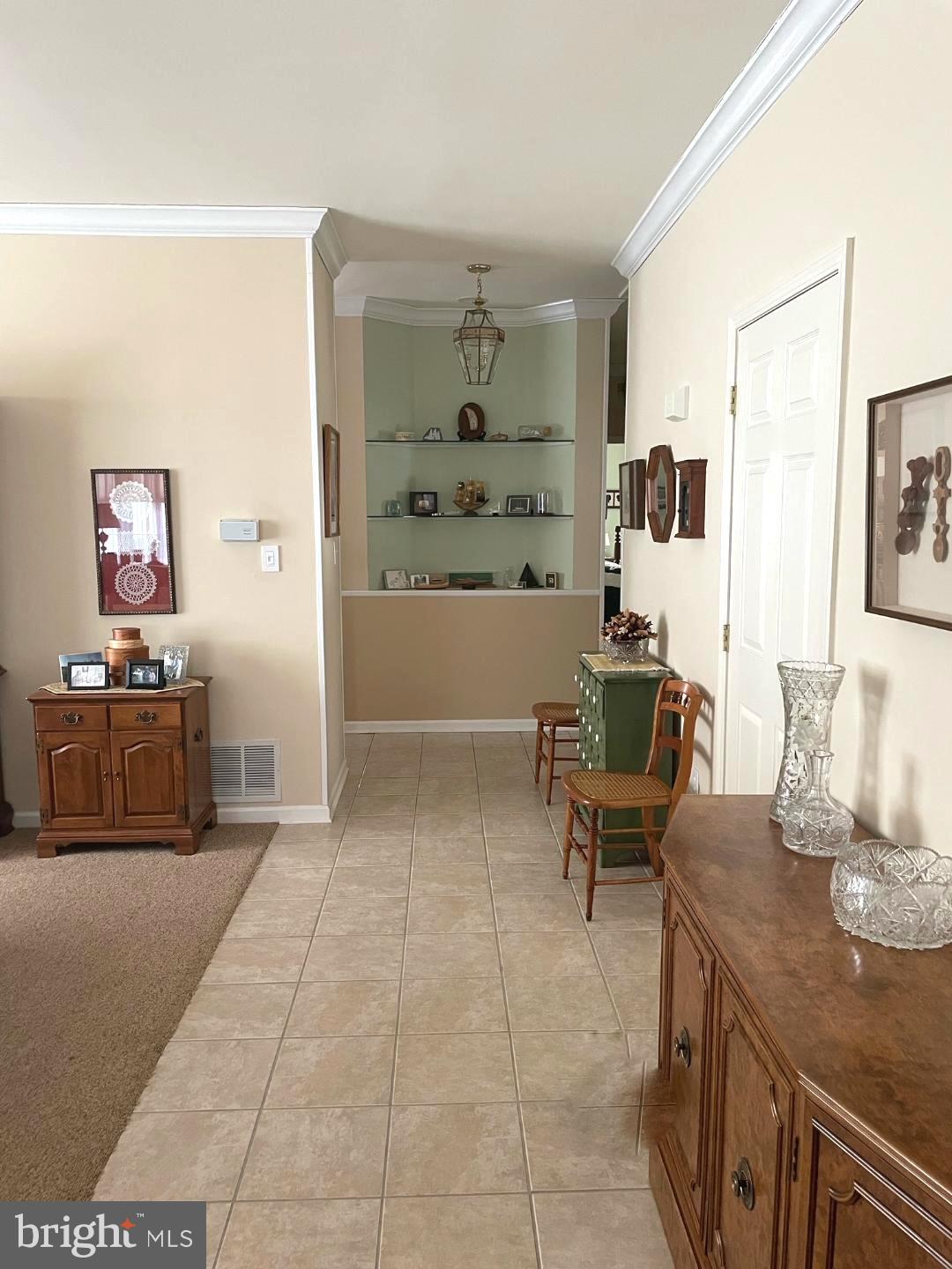 11 Grange Road Pennington, NJ 08534 - Photo 5 of 17 Entryway