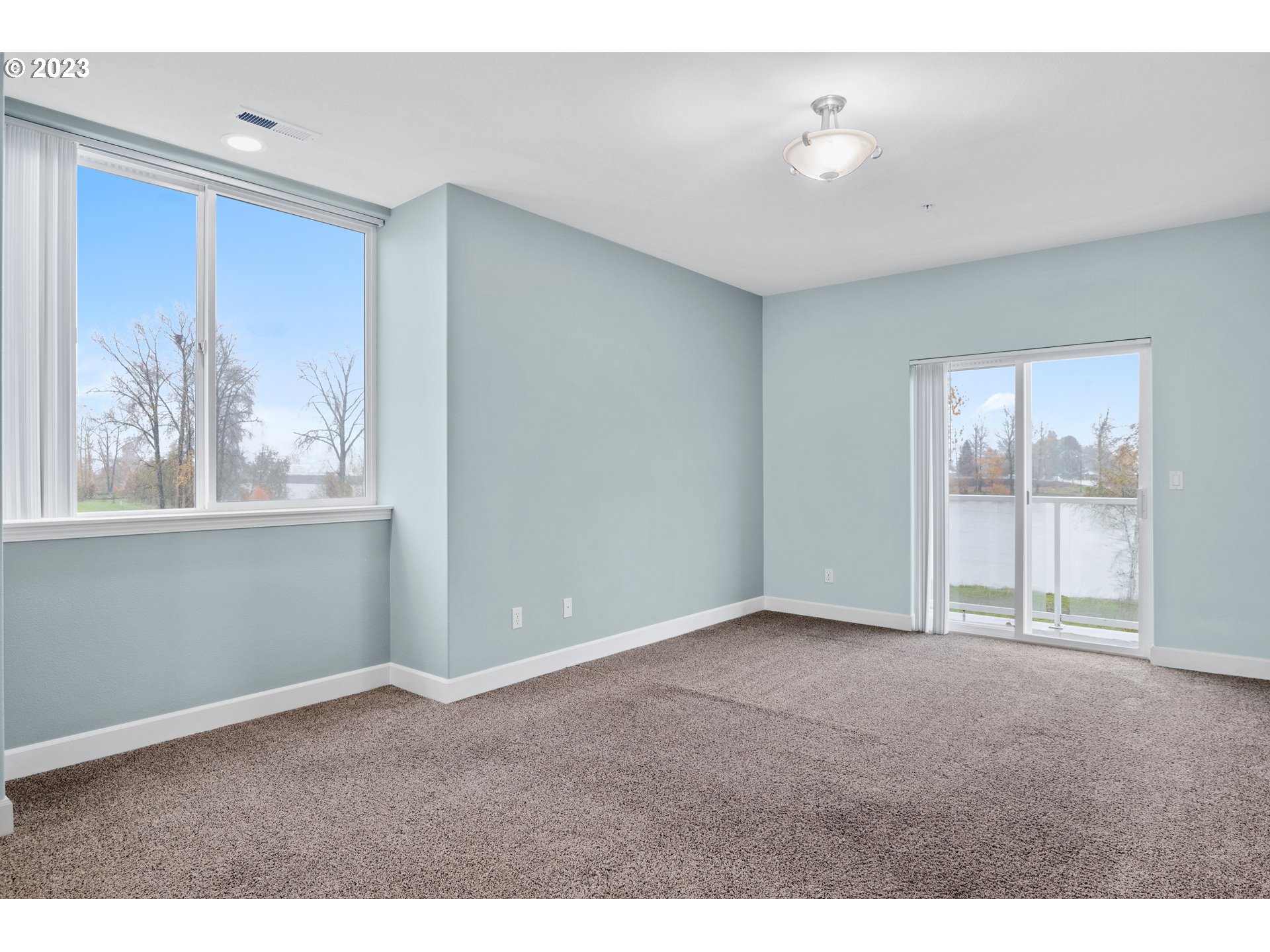 1548 River Road, Unit 203 Longview, WA 98632 - Photo 11 of 29 Gallery Image 11