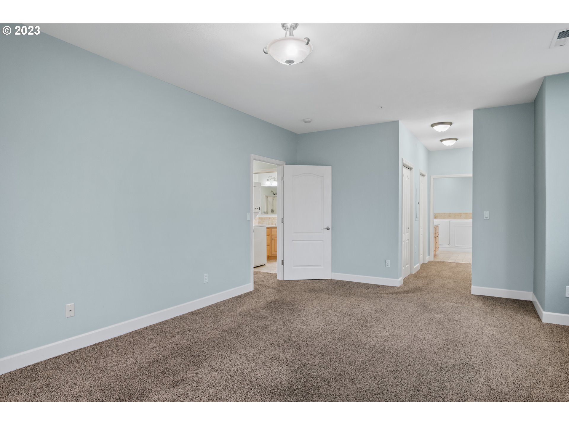 1548 River Road, Unit 203 Longview, WA 98632 - Photo 12 of 29 Gallery Image 12