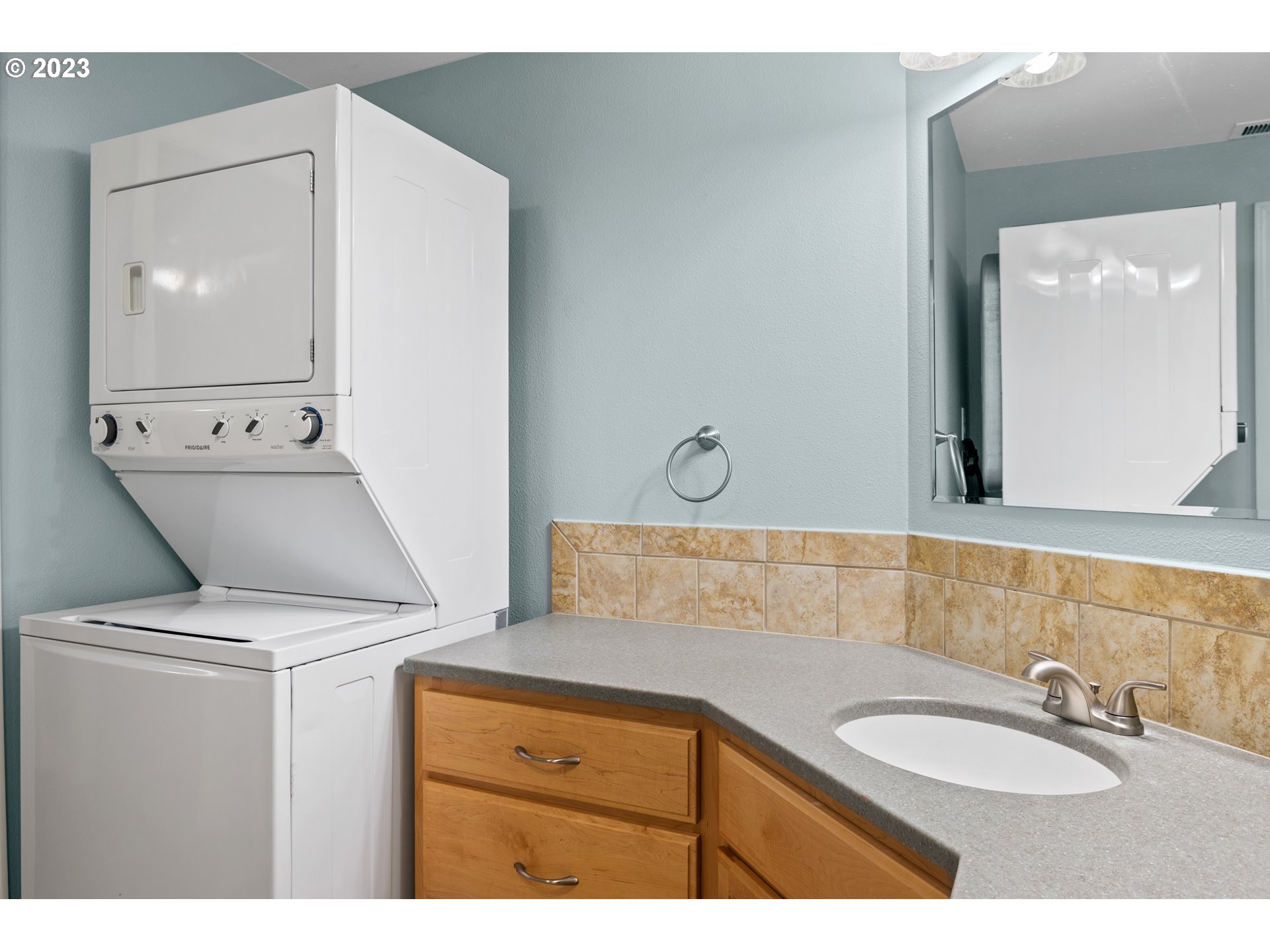 1548 River Road, Unit 203 Longview, WA 98632 - Photo 15 of 29 Gallery Image 15