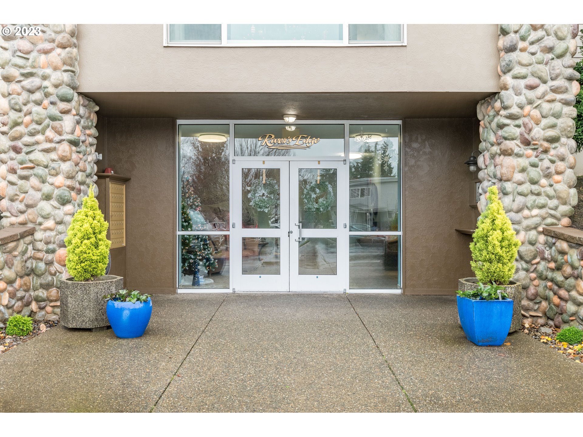 1548 River Road, Unit 203 Longview, WA 98632 - Photo 2 of 29 Gallery Image 2