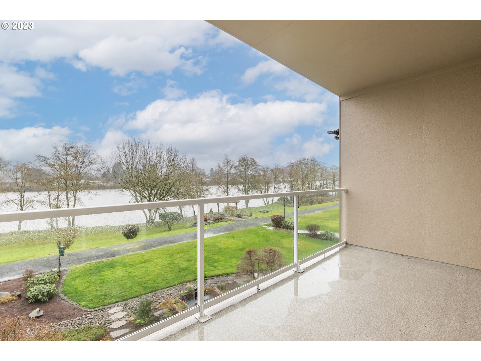 1548 River Road, Unit 203 Longview, WA 98632 - Photo 22 of 29 Gallery Image 22