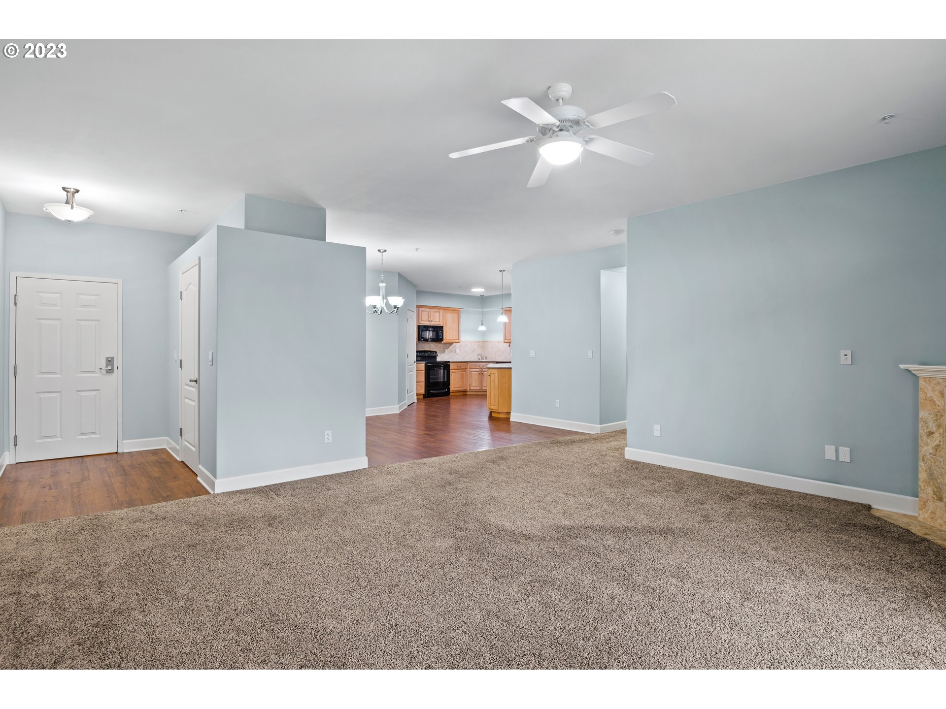 1548 River Road, Unit 203 Longview, WA 98632 - Photo 4 of 29 Gallery Image 4