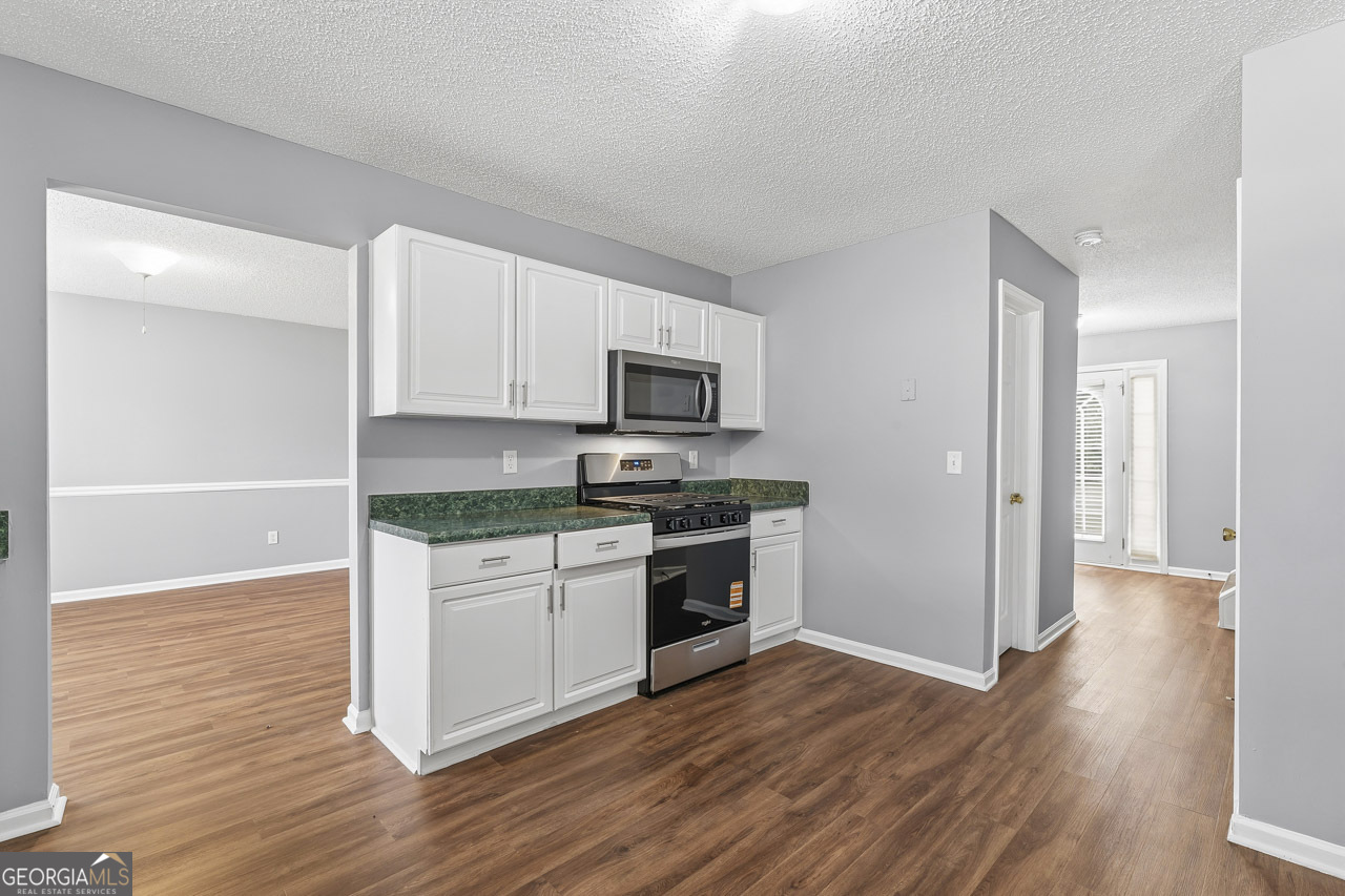 11925 Spring Lake Way Fayetteville, GA 30215 - Photo 9 of 27