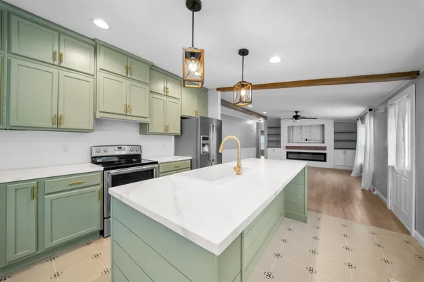 $240,000 | 54 Spruce Drive, Farmington, NH 03835