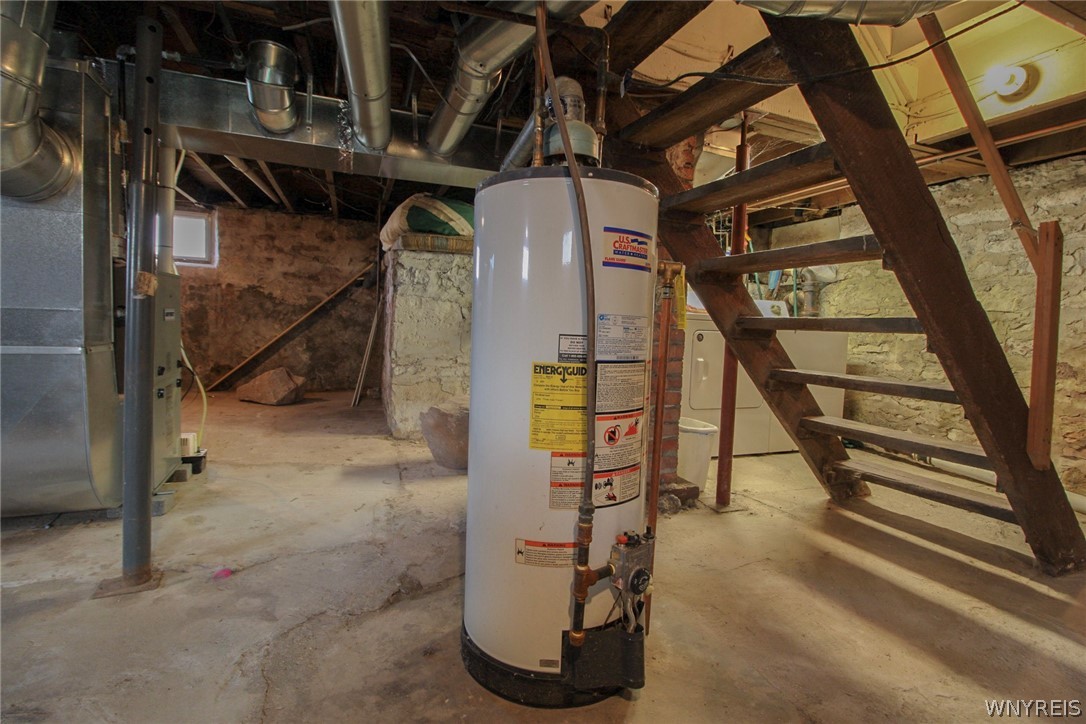 507 Canal Street Ridgeway, NY 14103 - Photo 25 of 25 Hot water heater - gas - 1999