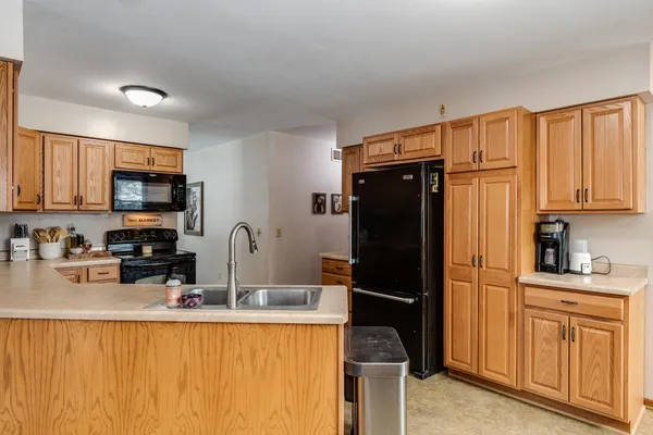 $399,900 | N6646 Fawn Circle, Pardeeville, WI 53954
