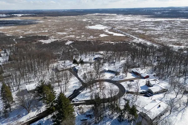 $399,900 | N6646 Fawn Circle, Pardeeville, WI 53954