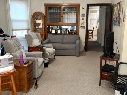 $2,300 | 3806 North Leavitt Street, Unit 2, Chicago, IL 60618