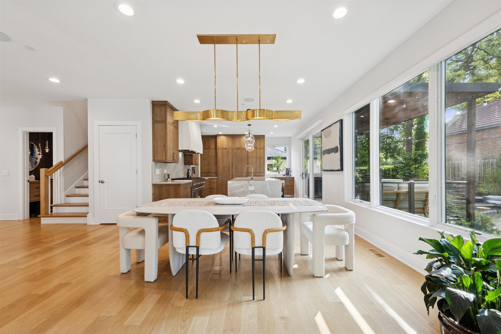 855 Crescent Boulevard Glen Ellyn, IL 60137 - Photo 15 of 54