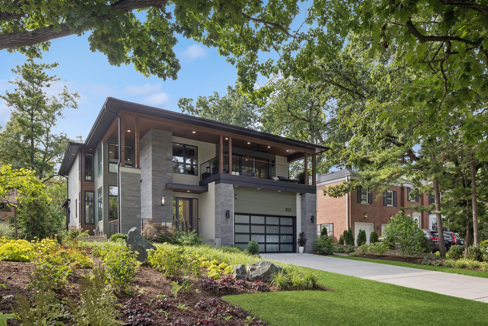 855 Crescent Boulevard Glen Ellyn, IL 60137 - Photo 3 of 54