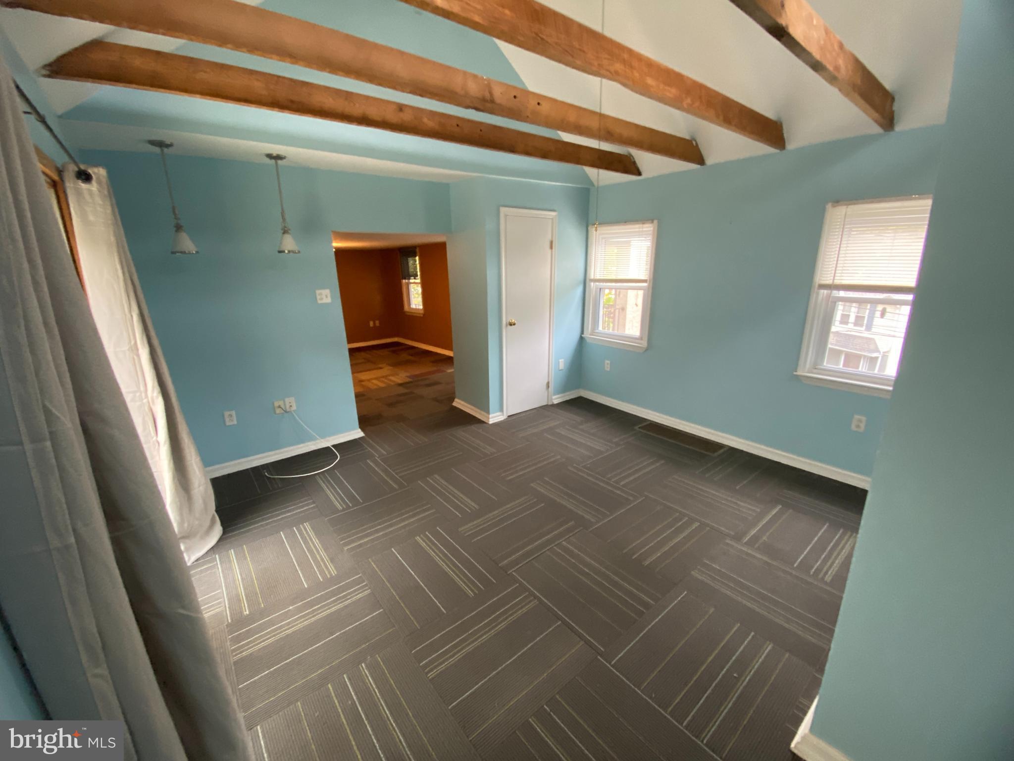 2181 Mount Road Aston, PA 19014 - Photo 14 of 31 Great Room