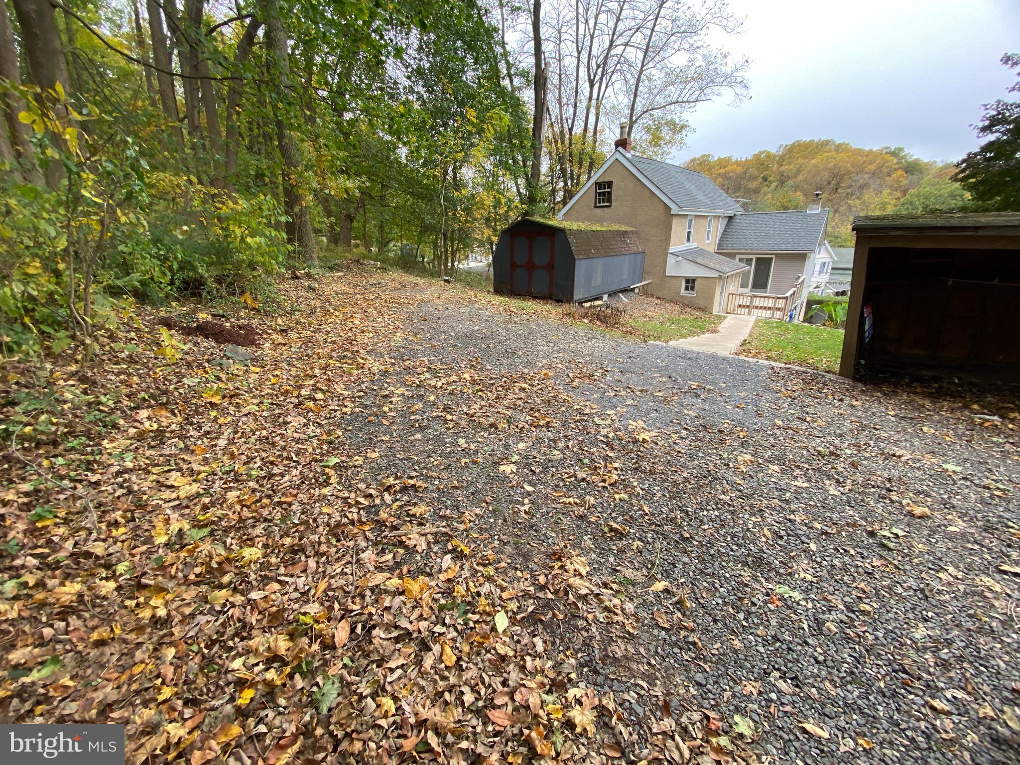 2181 Mount Road Aston, PA 19014 - Photo 30 of 31 6 Car Driveway