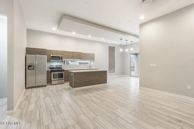 $326,950 | 15241 Gauge, El Paso, TX 79938