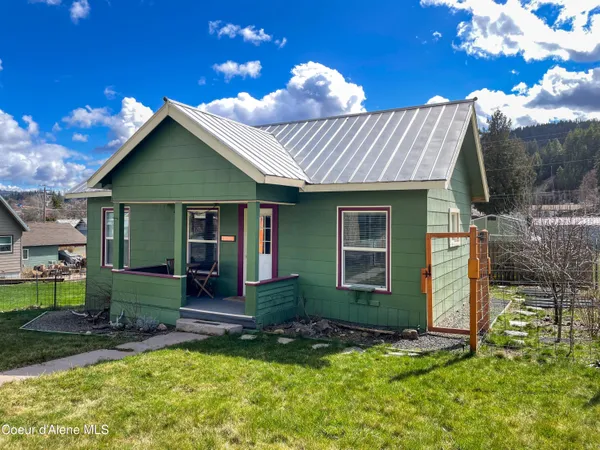 $280,000 | 2037 St Maries Avenue, St. Maries, ID 83861