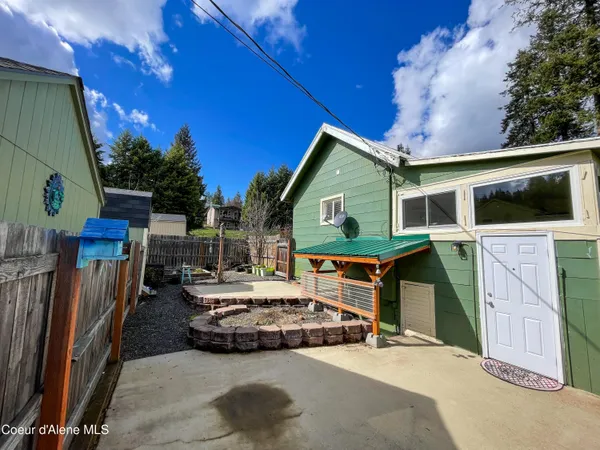 $280,000 | 2037 St Maries Avenue, St. Maries, ID 83861