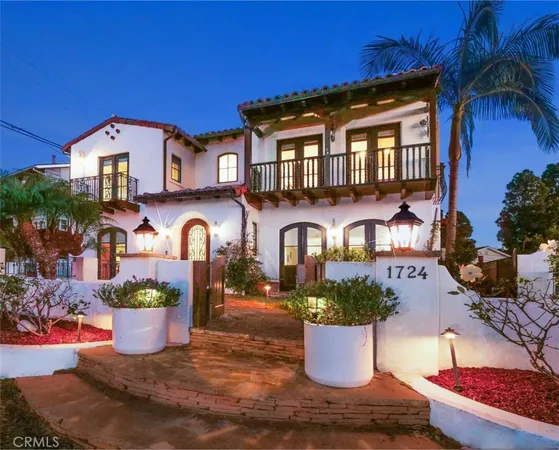 $12,500 | 1724 Vía Estudillo, Palos Verdes Estates, CA 90274