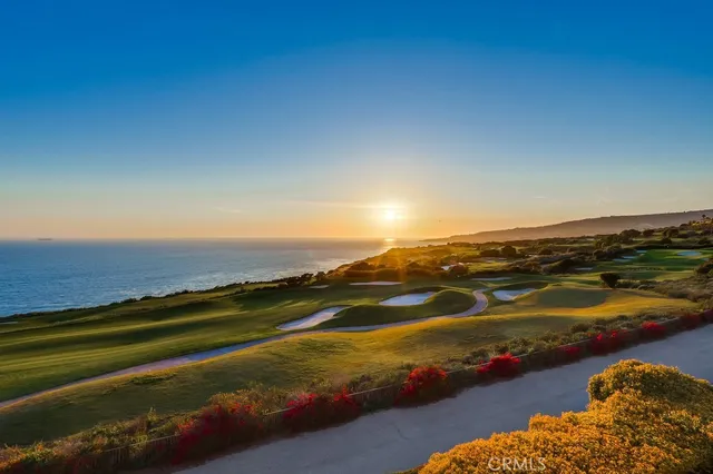 $1,299,000 | 3200 La Rotonda Drive, Unit 311, Rancho Palos Verdes, CA 90275