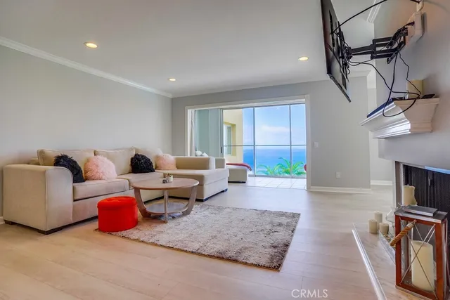 $1,299,000 | 3200 La Rotonda Drive, Unit 311, Rancho Palos Verdes, CA 90275