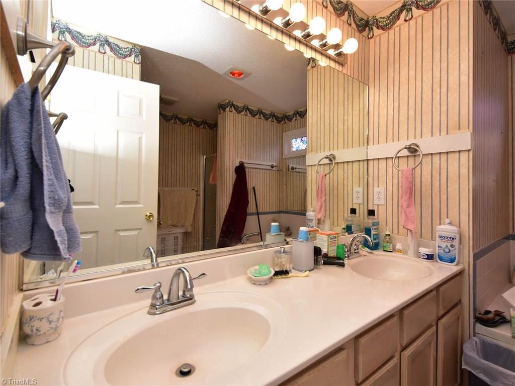 3936 Johnson Street High Point, NC 27265 - Photo 14 of 21 Master bathroom with double sink