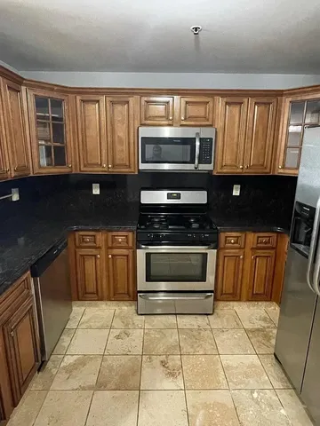 $399,000 | 45 Broadway, Unit 305, Jersey City, NJ 07306