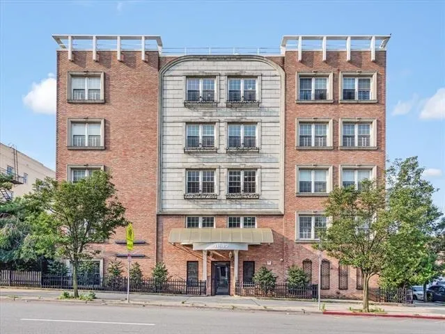 $399,000 | 45 Broadway, Unit 305, Jersey City, NJ 07306