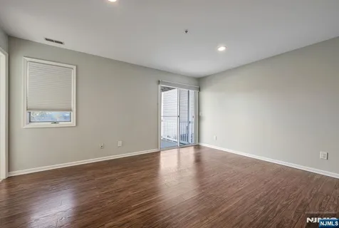 $515,000 | 218 Orchard Park, Allendale, NJ 07401