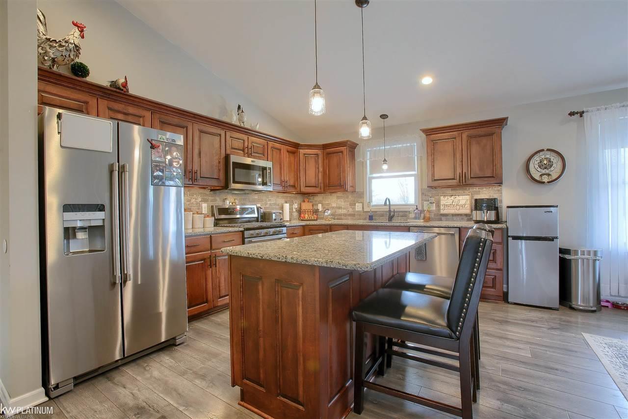 13100 Hough Road Memphis, MI 48041 - Photo 8 of 28 50074484-7.JPG