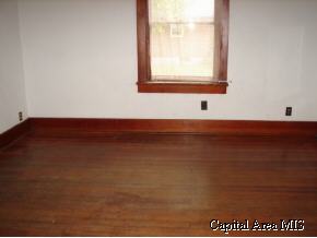 1404 North 15th Street Springfield, IL 62702 - Photo 3 of 7