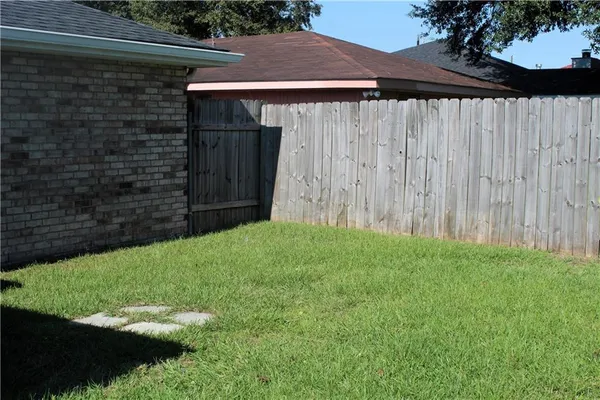 $195,000 | 241 Riverview Drive, St. Rose, LA 70087