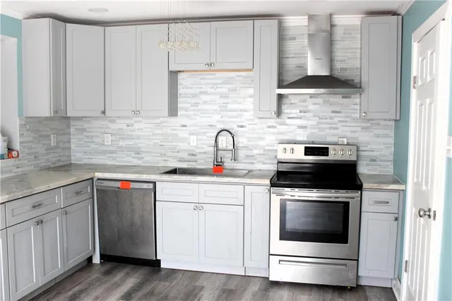 $229,000 | 241 Riverview Drive, St. Rose, LA 70087