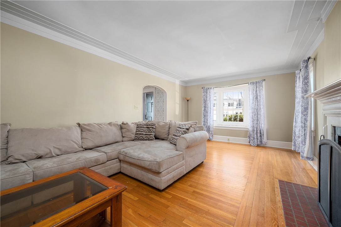 109 Gaskill Street Woonsocket, RI 02895 - Photo 10 of 29 Gallery Image 10