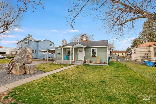 $269,900 | 1221 Nevada Street, Gooding, ID 83330