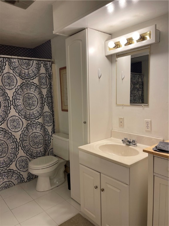 260 George Waterman Road, Unit 103 Johnston, RI 02919 - Photo 8 of 13