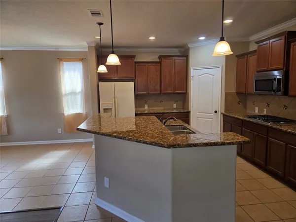$3,200 | 19510 Dunlay Springs Drive, Cypress, TX 77433