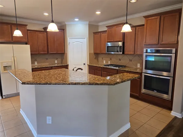 $3,200 | 19510 Dunlay Springs Drive, Cypress, TX 77433