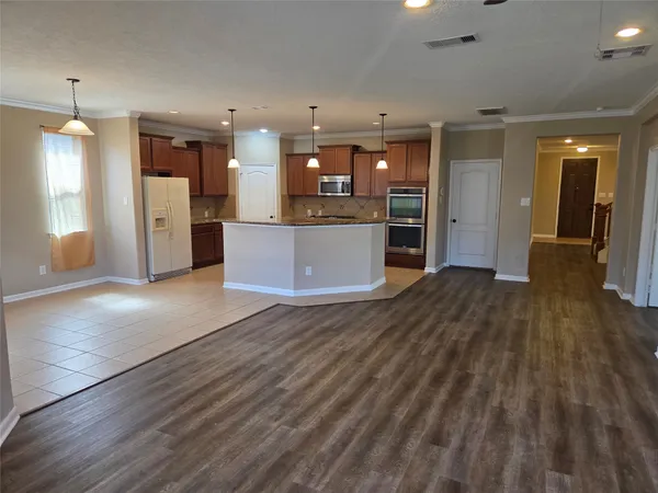 $3,200 | 19510 Dunlay Springs Drive, Cypress, TX 77433