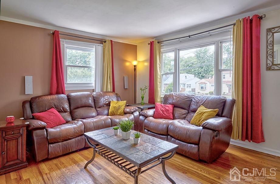 10 Pennington Road New Brunswick, NJ 08901 - Photo 4 of 29 a living room with furniture and a window