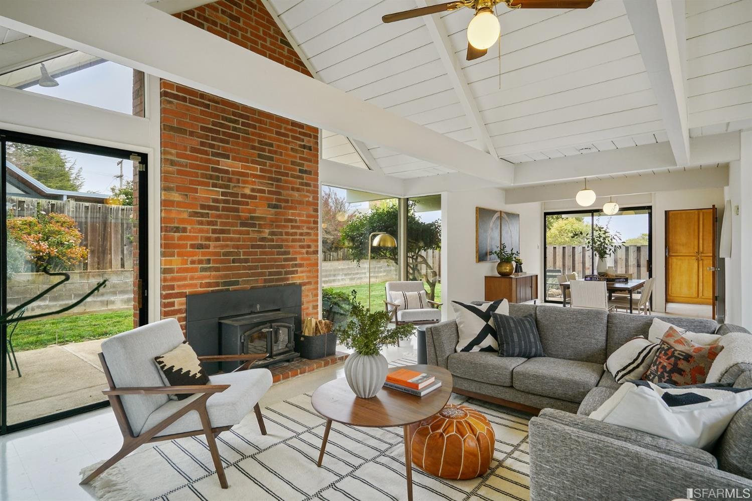 5877 Highwood Road Castro Valley, CA 94552 - Photo 16 of 52 Gallery Image 16